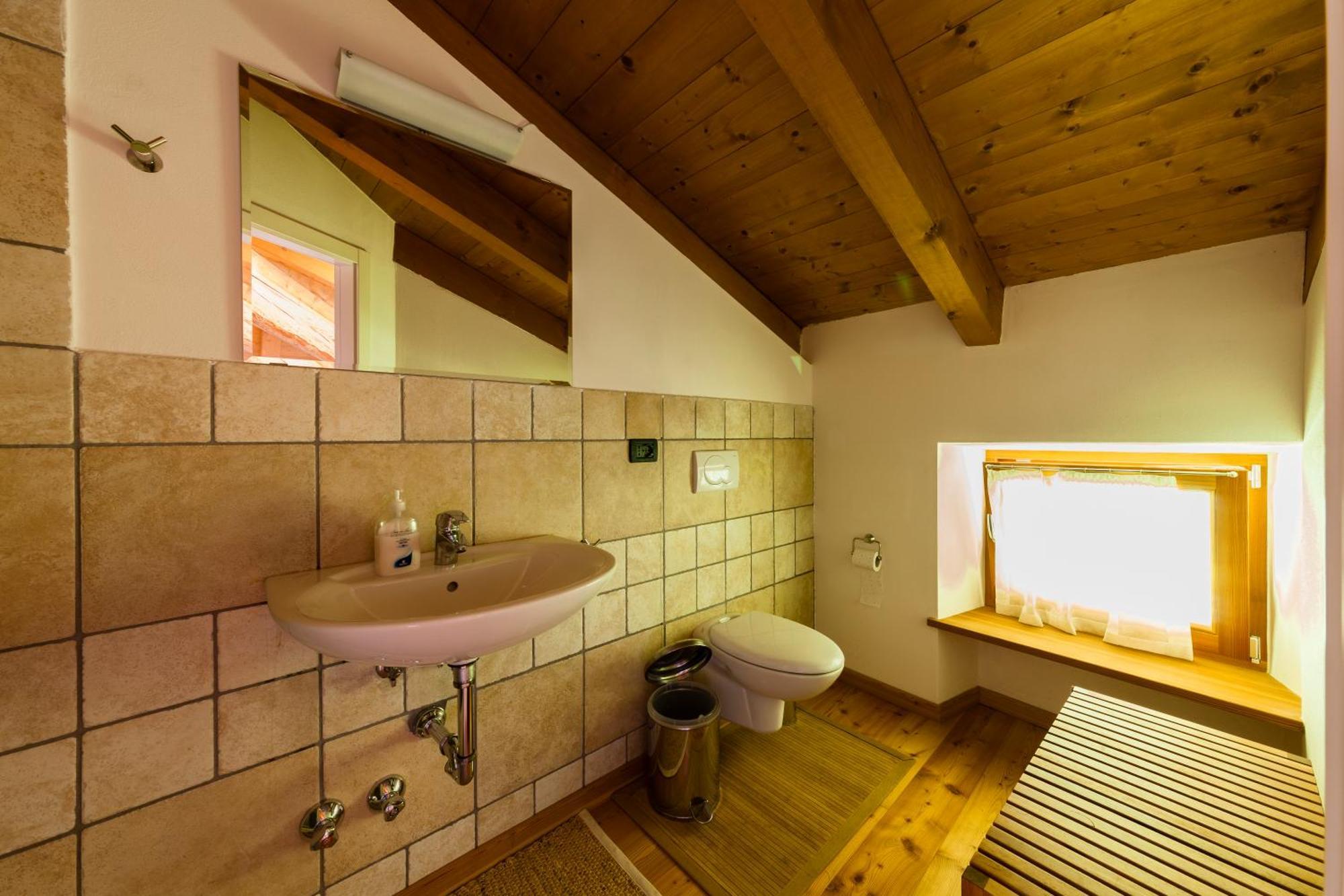 B&B Arlanch 8 Vallarsa Kültér fotó